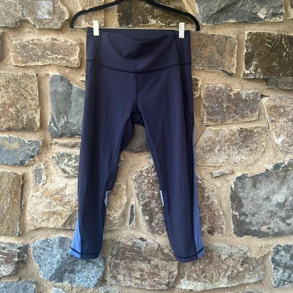 Lululemon Mix & Mesh Crop *21
